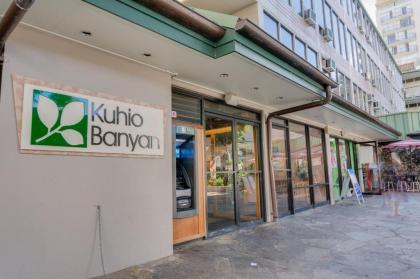 Kuhio Banyan Hotel with Kitchenettes Honolulu Hawaii